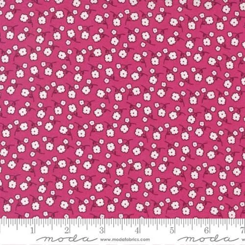 Zinnia Sunny Flowers Berrylicious Yardage 24134 14by April Rosenthal Sold in 1/2 yard increments